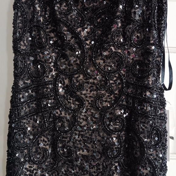 NWT Beautiful Scala size 6 black beaded dress - Picture 6 of 6